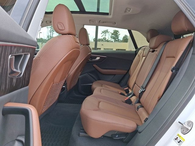 2022 Audi Q8 55 Premium Plus quattro