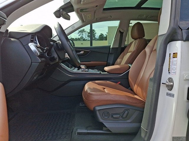 2022 Audi Q8 55 Premium Plus quattro