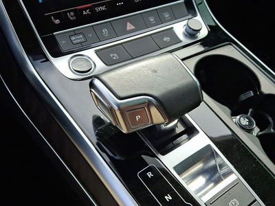 2022 Audi Q8 55 Premium Plus quattro