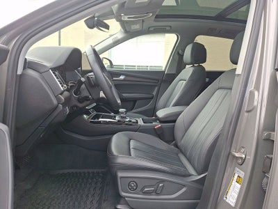 2023 Audi Q5 45 S line Premium quattro