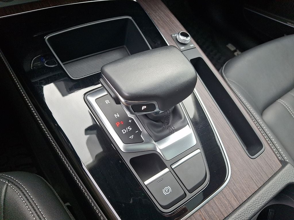 2023 Audi Q5 45 S line Premium quattro