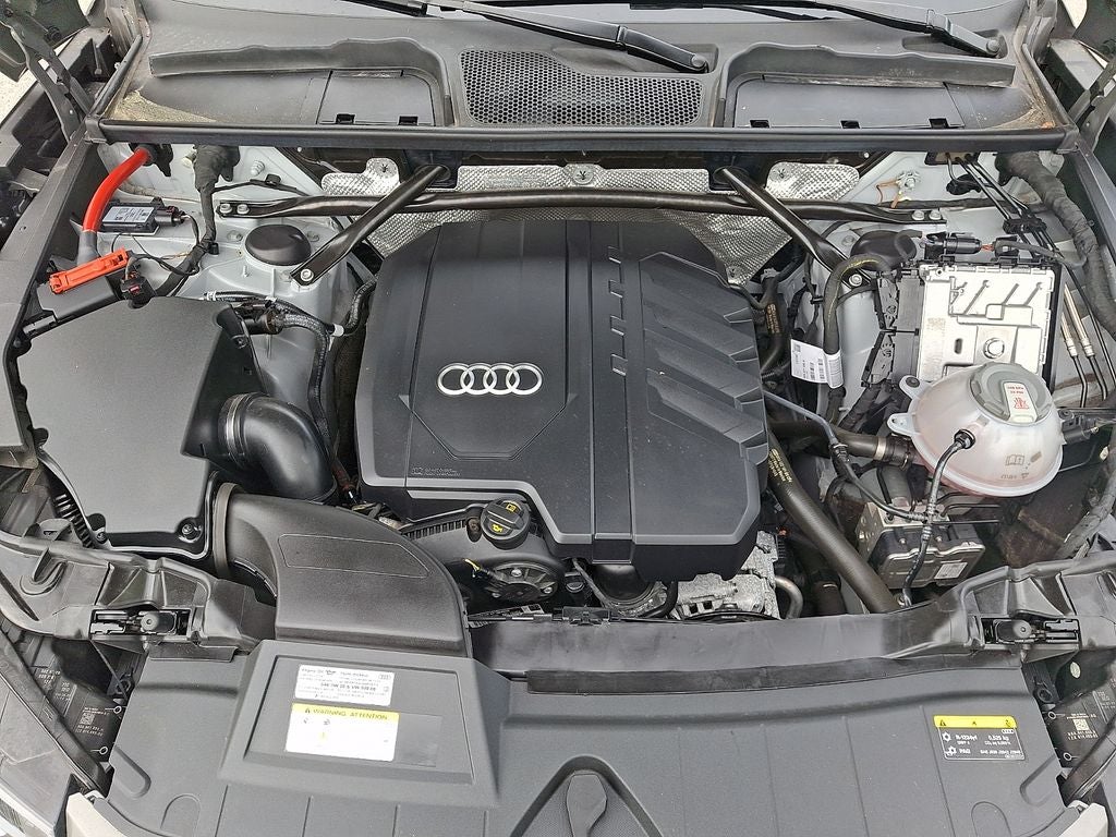 2023 Audi Q5 45 S line Premium quattro
