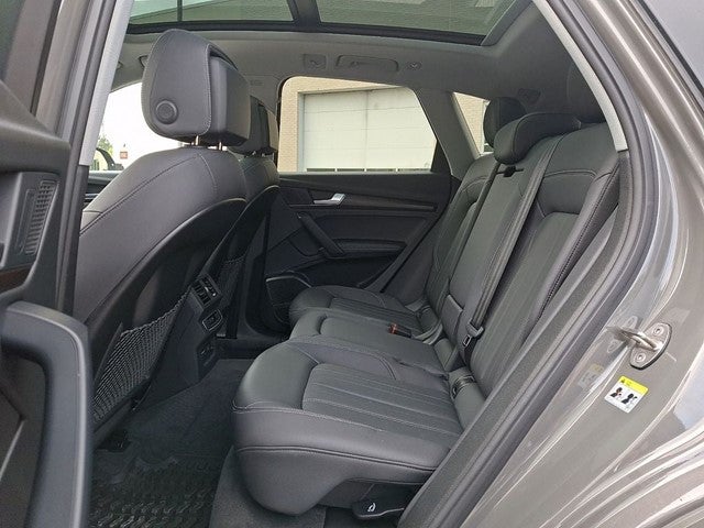 2023 Audi Q5 45 S line Premium quattro