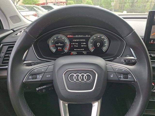 2023 Audi Q5 45 S line Premium quattro