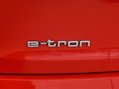 2022 Audi e-tron Premium Plus quattro