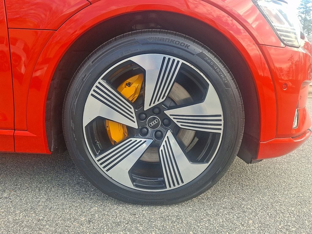 2022 Audi e-tron Premium Plus quattro