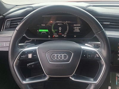 2022 Audi e-tron Premium Plus quattro