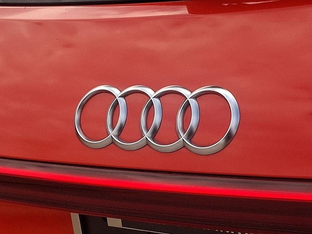 2022 Audi e-tron Premium Plus quattro