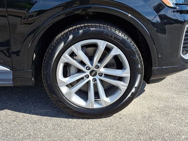 2025 Audi Q7 45 Premium Plus quattro
