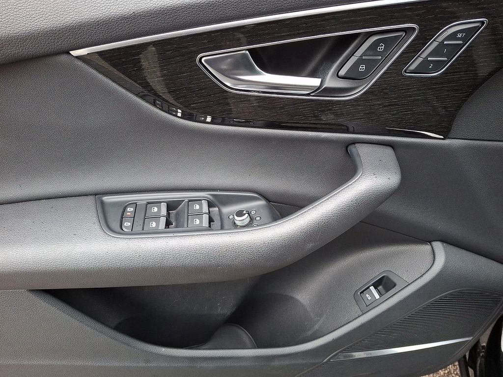 2022 Audi Q7 55 Premium Plus quattro