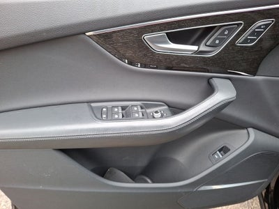 2022 Audi Q7 55 Premium Plus quattro