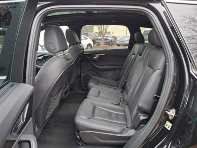 2022 Audi Q7 55 Premium Plus quattro