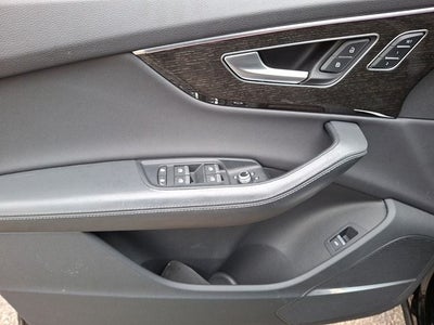 2022 Audi Q7 55 Premium Plus quattro