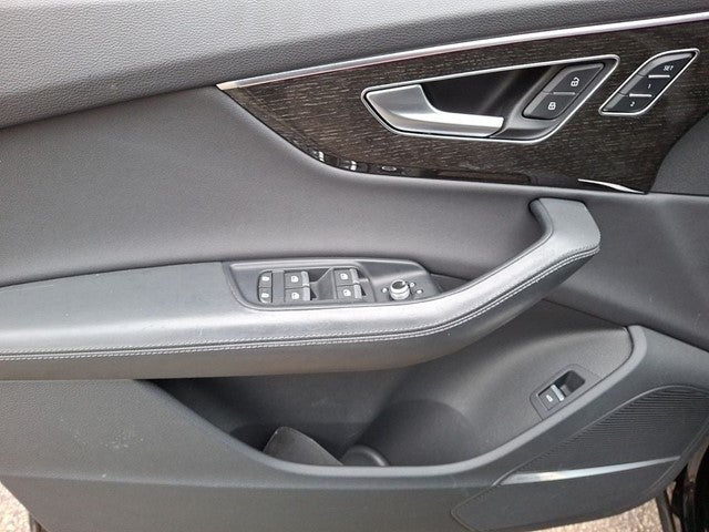 2022 Audi Q7 55 Premium Plus quattro