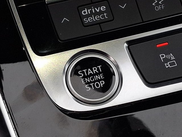 2022 Audi Q7 55 Premium Plus quattro