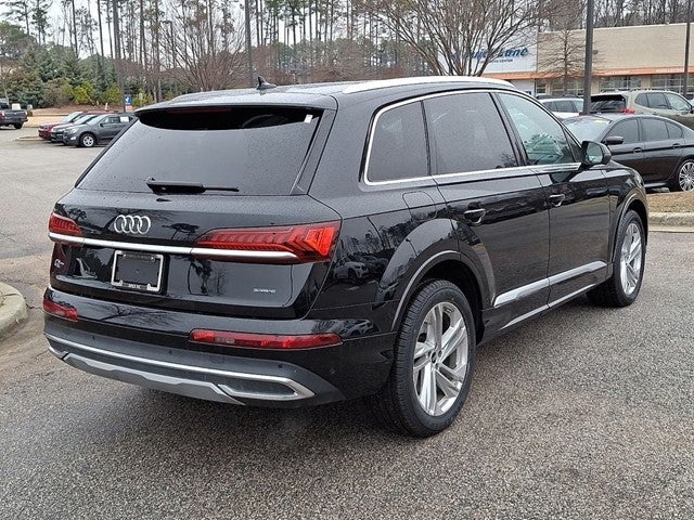 2022 Audi Q7 55 Premium Plus quattro