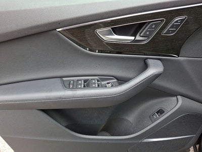 2023 Audi Q7 55 Prestige quattro