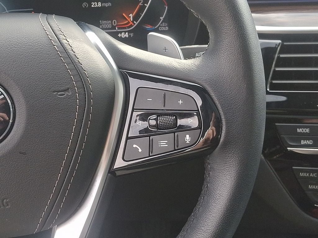 2023 BMW 5 Series 530i