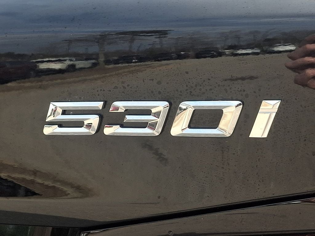 2023 BMW 5 Series 530i