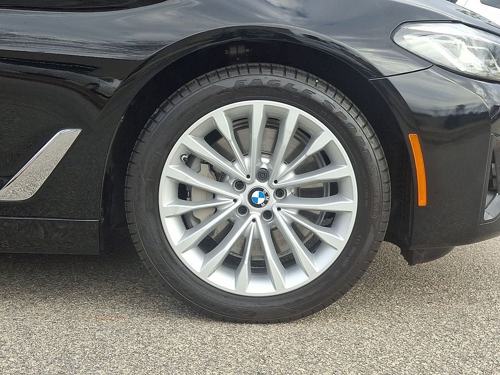2023 BMW 5 Series 530i