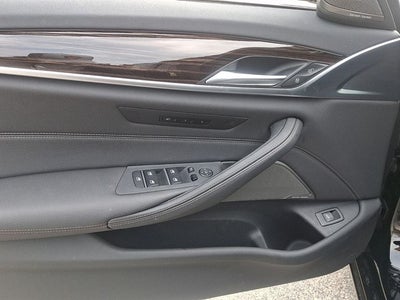 2023 BMW 5 Series 530i