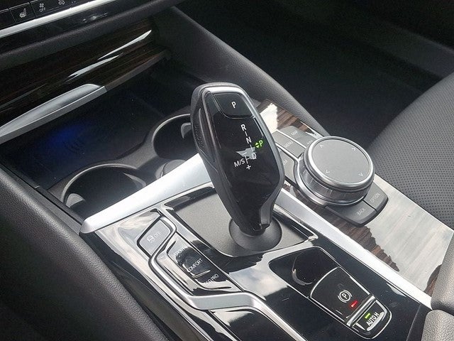 2023 BMW 5 Series 530i