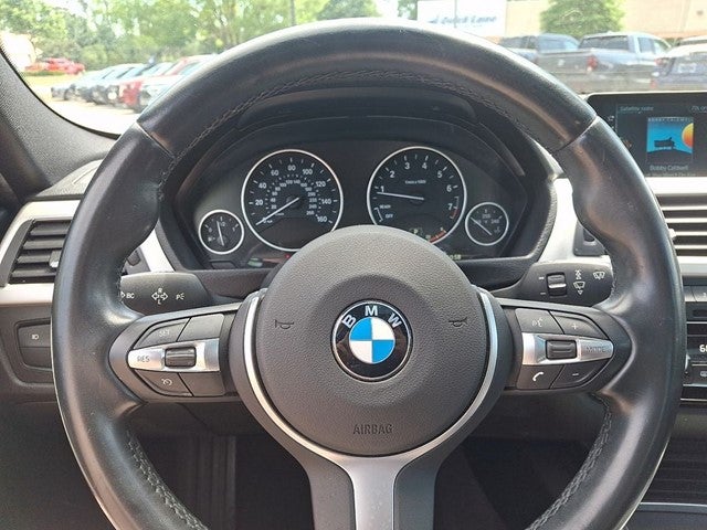 2017 BMW 3 Series 320i xDrive