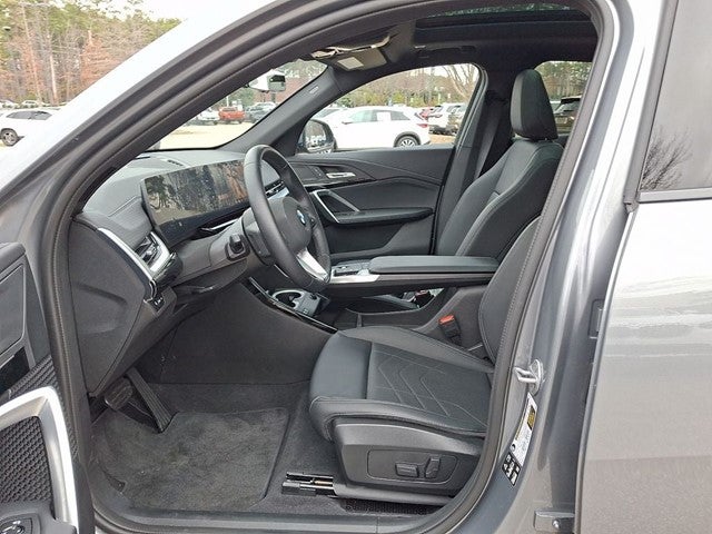 2025 BMW X2 xDrive28i