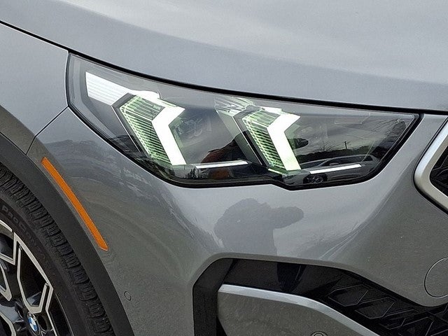 2025 BMW X2 xDrive28i