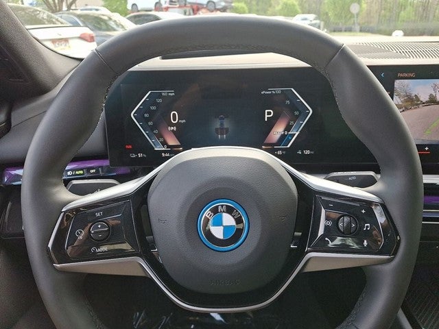 2025 BMW i5 eDrive40