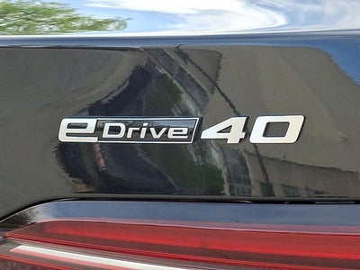 2025 BMW i5 eDrive40