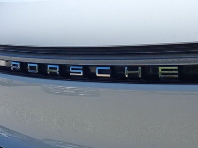2020 Porsche Macan Base