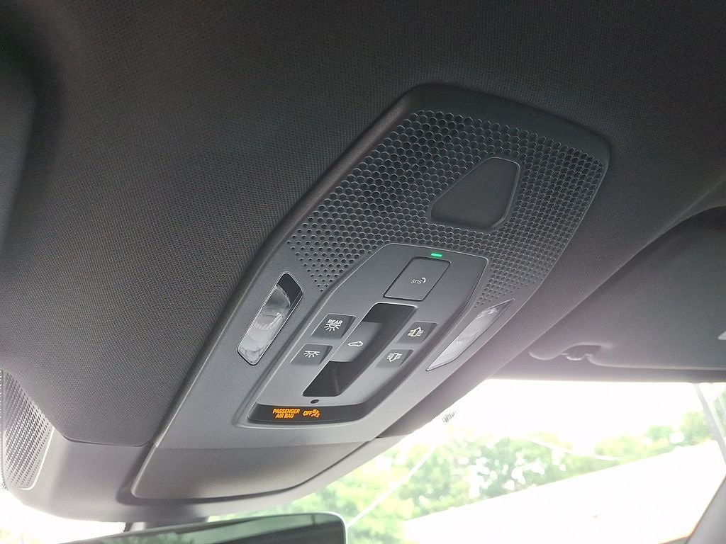 2025 Porsche Macan Electric Base