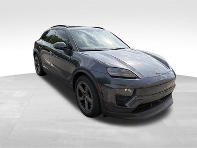 2025 Porsche Macan Electric Base
