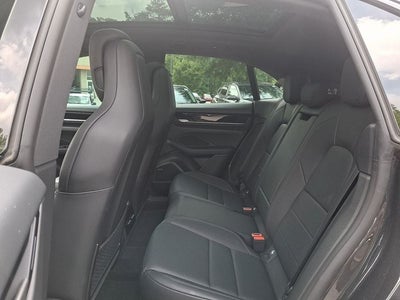2025 Porsche Macan Electric Base