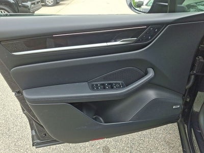 2025 Porsche Macan Electric Base
