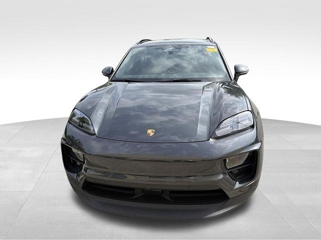 2025 Porsche Macan Electric Base
