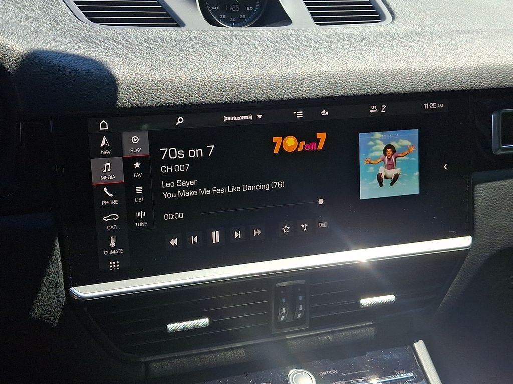 2021 Porsche Cayenne E-Hybrid Base