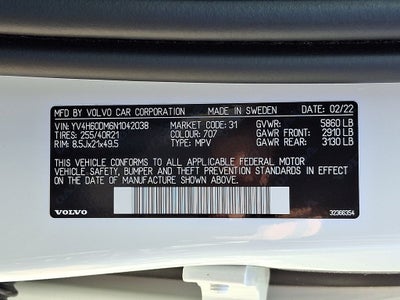 2022 Volvo XC60 Recharge Plug-In Hybrid T8 R-Design