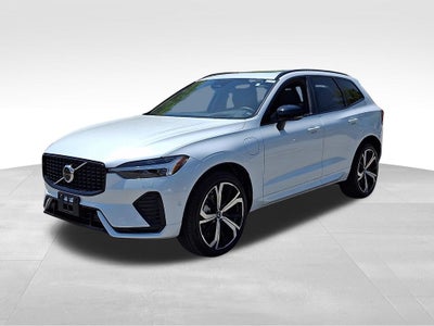 2022 Volvo XC60 Recharge Plug-In Hybrid T8 R-Design