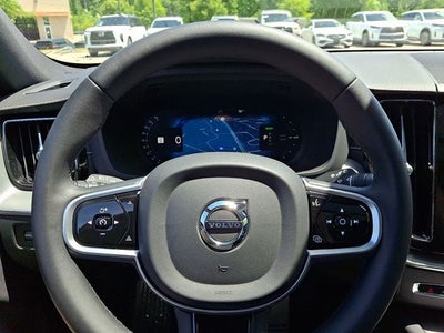 2022 Volvo XC60 Recharge Plug-In Hybrid T8 R-Design