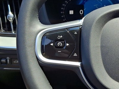 2022 Volvo XC60 Recharge Plug-In Hybrid T8 R-Design