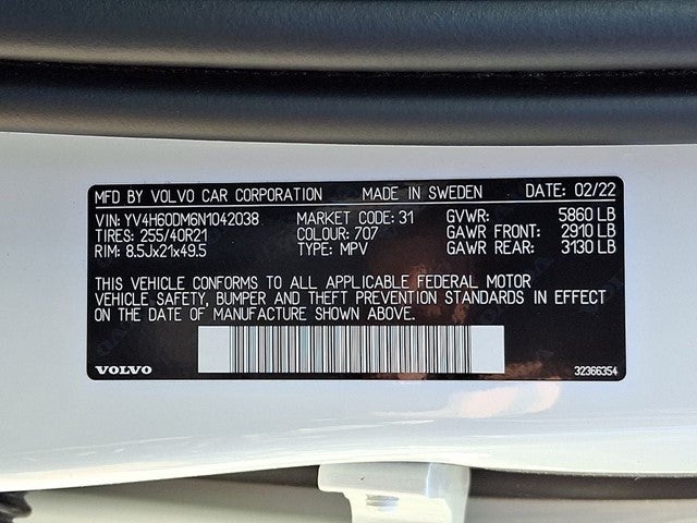 2022 Volvo XC60 Recharge Plug-In Hybrid T8 R-Design