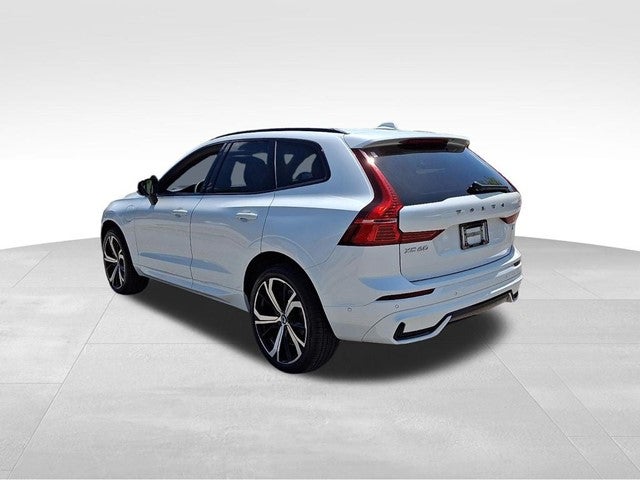 2022 Volvo XC60 Recharge Plug-In Hybrid T8 R-Design