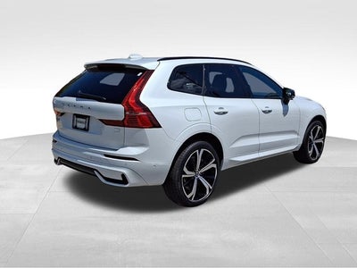 2022 Volvo XC60 Recharge Plug-In Hybrid T8 R-Design