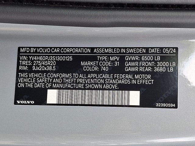 2025 Volvo XC90 Plug-In Hybrid T8 Core 7 Passenger
