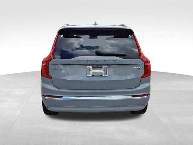 2025 Volvo XC90 Plug-In Hybrid T8 Core 7 Passenger