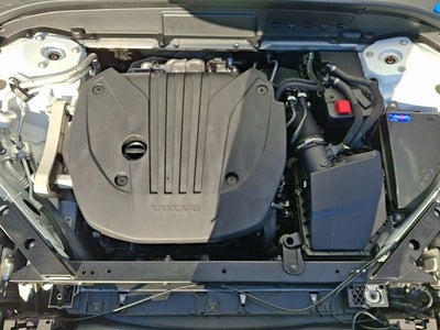 2024 Volvo XC60 B5 Plus Dark Theme