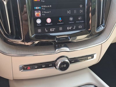2023 Volvo XC60 B5 Plus Dark Theme