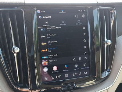 2023 Volvo XC60 B5 Plus Dark Theme